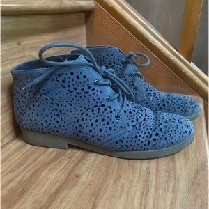 Grey laser cut out Indigo rd.